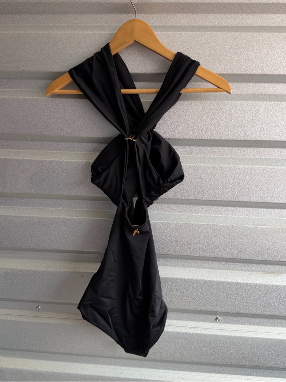 Juan de dios black criss cross cutout one piece - Picture 3 of 7
